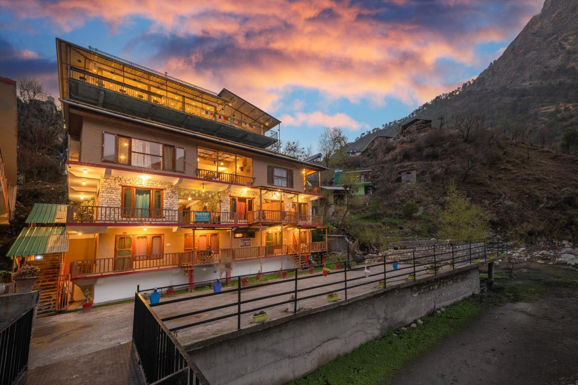 Sharda Resort-Tirthan Valley Banjar Exterior photo
