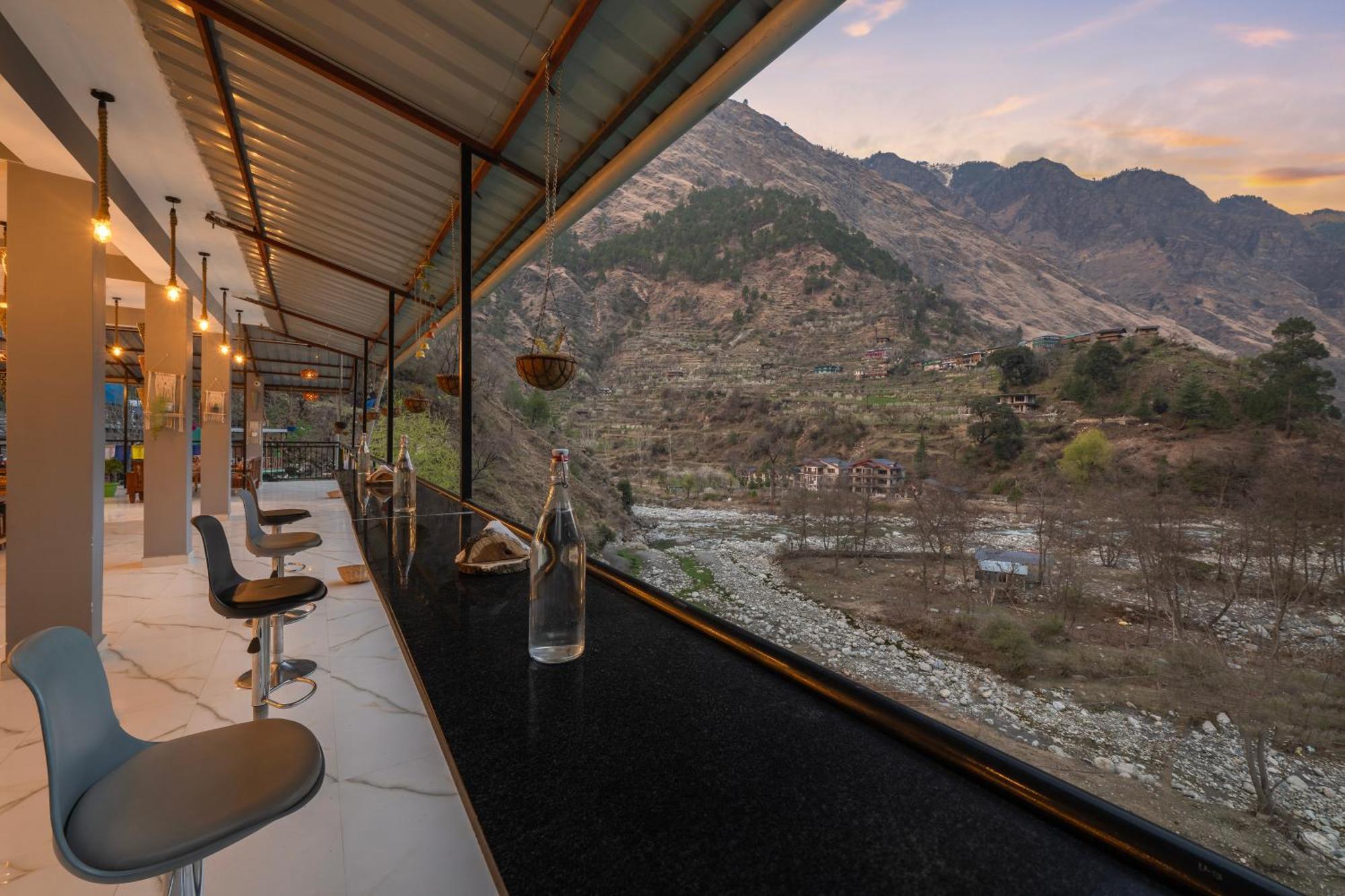 Sharda Resort-Tirthan Valley Banjar Exterior photo